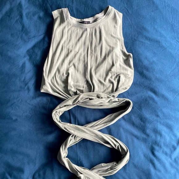 Wrap-Up Cropped Tank Top - Picture 1 of 2